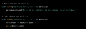 A Python code snippet in Spanish shows how to write to and read from a file. The first part writes "Este es un ejemplo de escritura en un archivo." to "archivo.txt". The second part reads the content of "archivo.txt" and prints it, illustrating las diferencias between Python and PHP for file handling. CodersLink 2024.