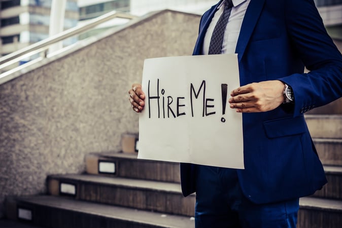 5 Razones por las que debes buscar trabajo cuando tienes un empleo